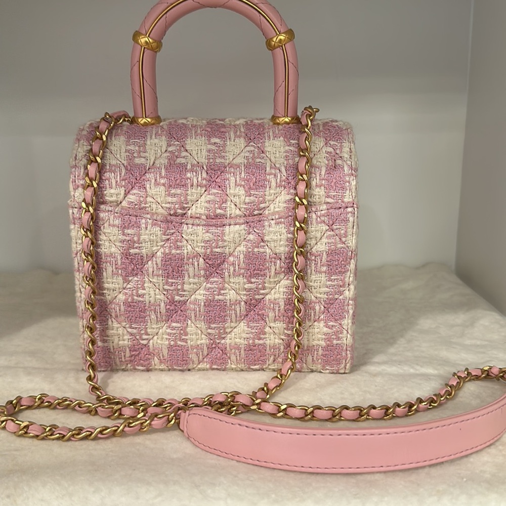 Chanel Pink Quilted Tweed Top Handle Bag 2023 - Picture 9 of 9